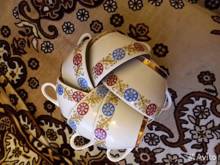 Продам набор чайной посуды