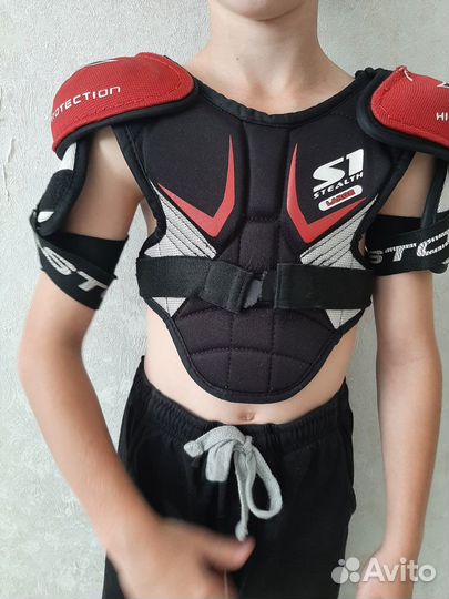 Нагрудник хоккейный детский