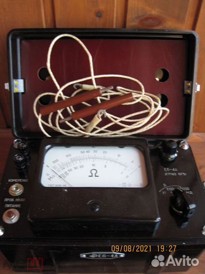 Прибор СССР мегомметр термометр спиртометр