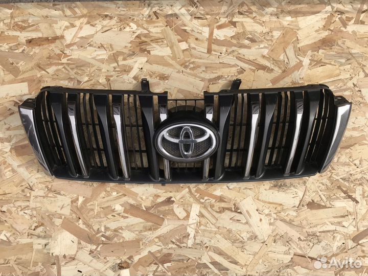 Решётка радиатора Toyota LC Prado 150 2009-2013