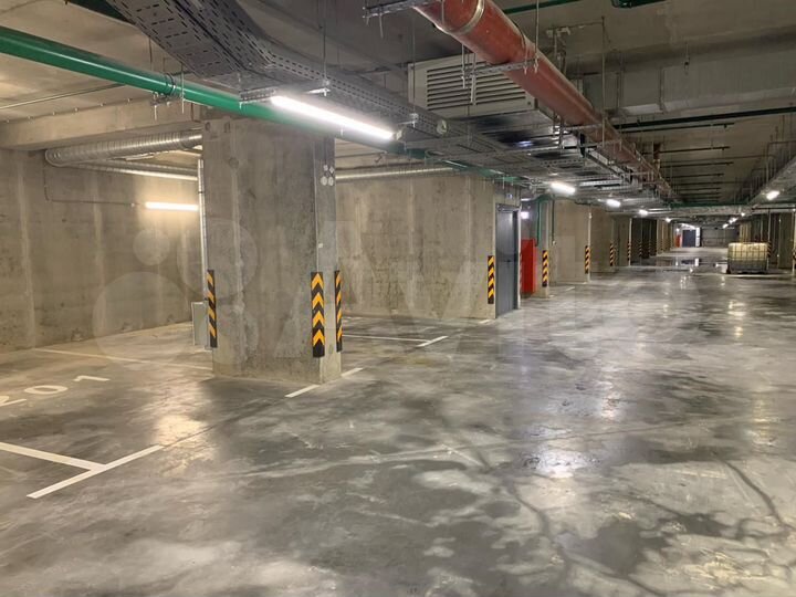 Машиноместо, 13 м²