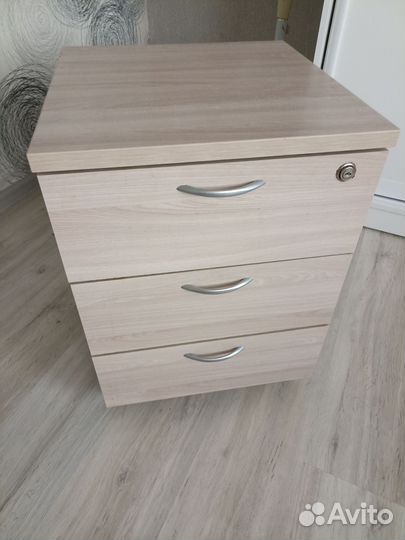 Тумба выкатная