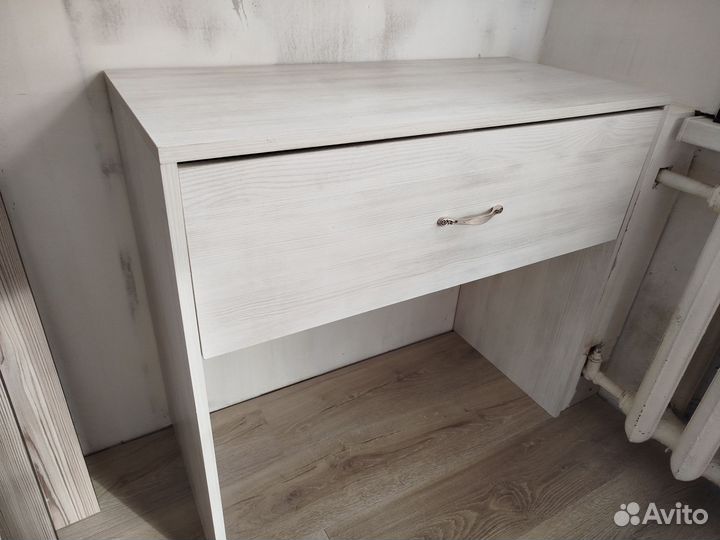 Туалетный столик