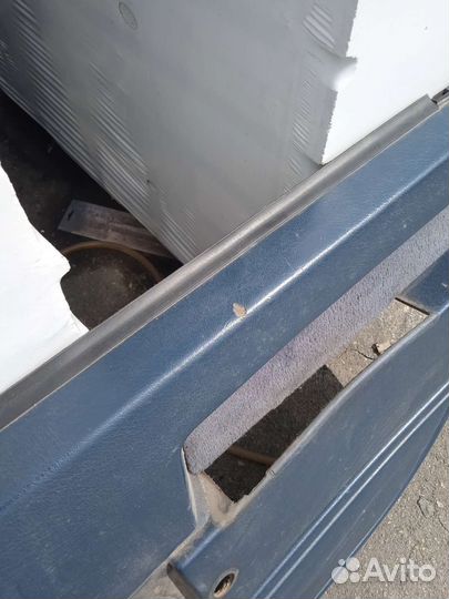 Дверная карта задняя правая volvo вольво 940