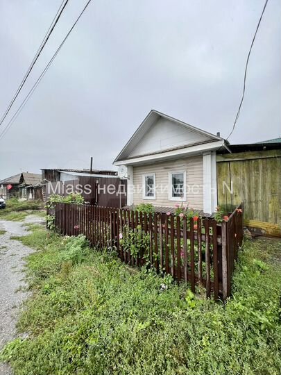 Дом 35 м² на участке 6 сот.