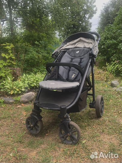 Прогулочная коляска Joie Litetrax