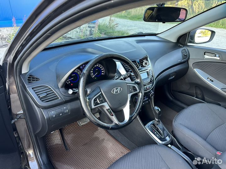 Hyundai Solaris 1.6 AT, 2015, 135 000 км