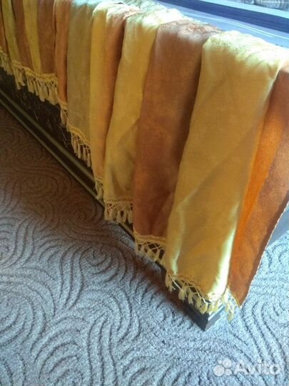 Продам шторы золото с ламбрекеном