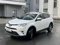 Toyota RAV4 2.0 CVT, 2017, 77 700 км, с пробегом, цена 2 820 000 руб.