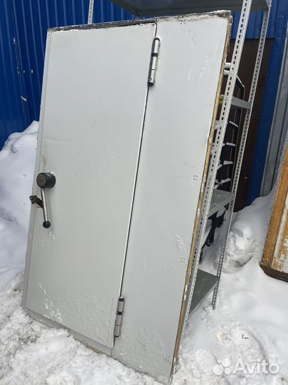 Дверь для холодильной камеры проём 80/190