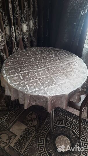 Стол кухонный круглый