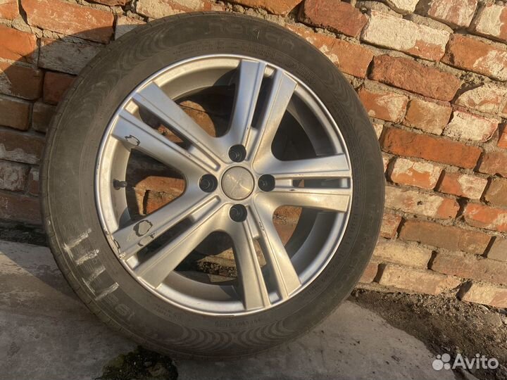 Диски литые R16 на Kia Rio