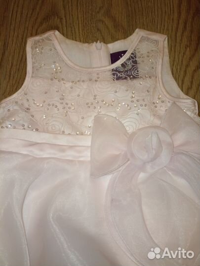 Платье для девочки праздничное