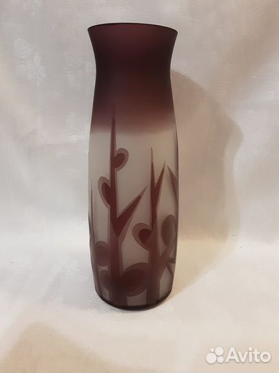 Антикварная ваза, стиль Галле, Европа