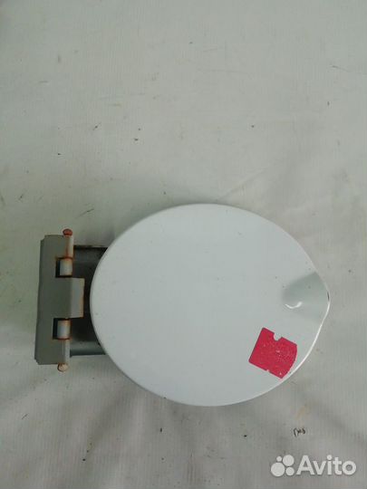 Лючок бензобака LADA Kalina