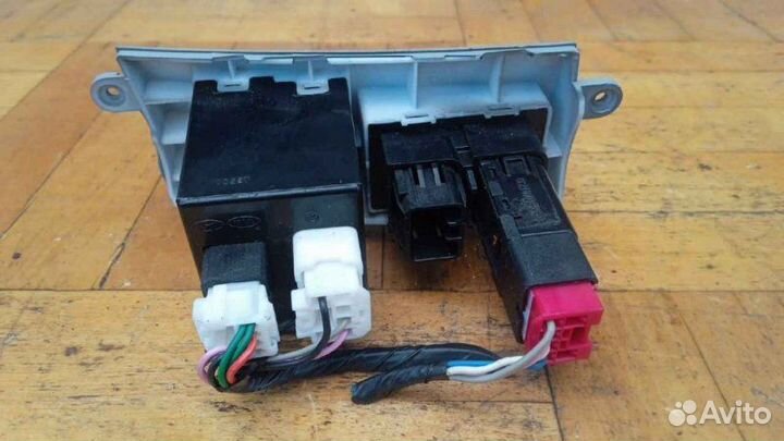 Блок управления освещением Kia Ceed 2007