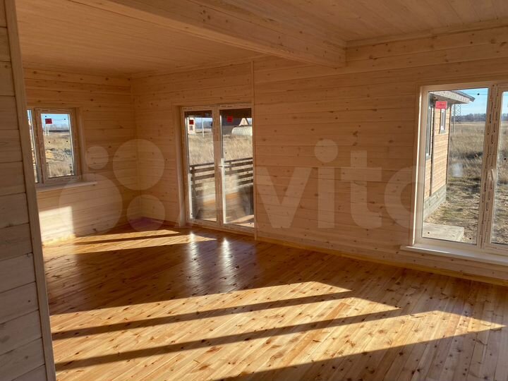 Дом 186 м² на участке 8 сот.