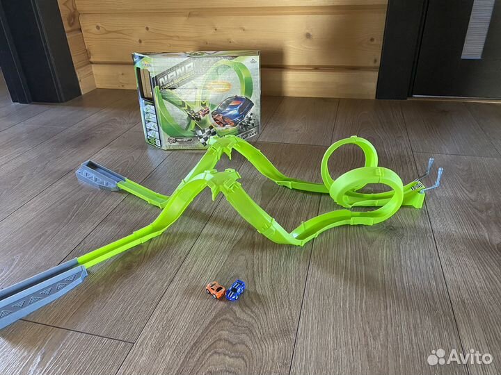 Трек с машинками