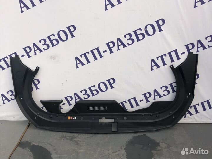 Накладка радиатора genesis 2