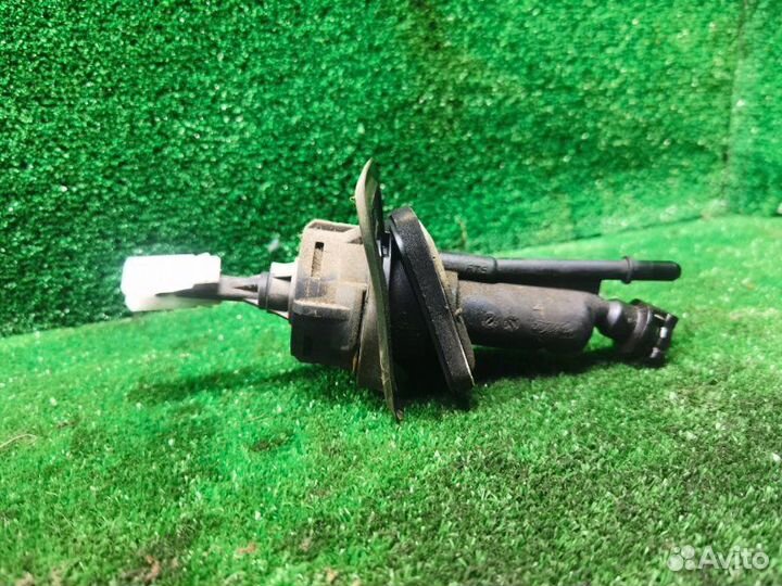 Главный цилиндр сцепления Volvo S40 II 1.6 2006