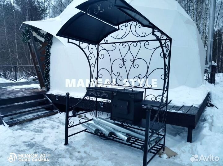 Мангал с крышей
