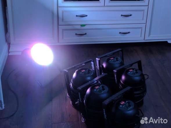 Светодиодный профессиональный прожектор