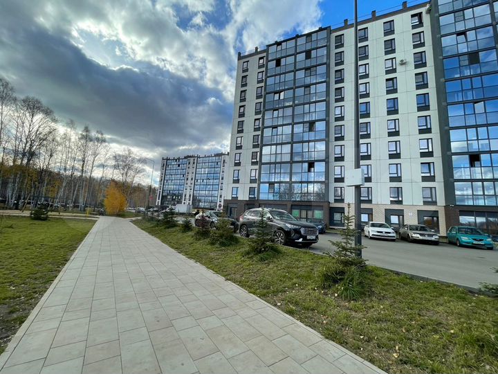 4-к. квартира, 85 м², 5/10 эт.