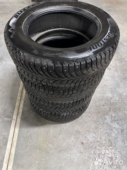 Bridgestone Blizzak Spike-01 225/65 R17