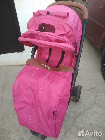 Коляска прогулочная