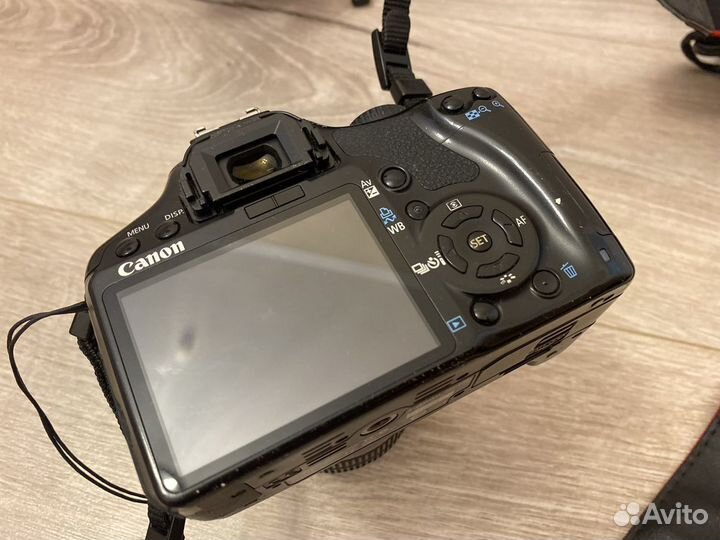 Зеркальный фотоаппарат