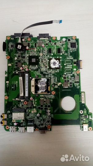 Рабочая материнская плата на emachines E732