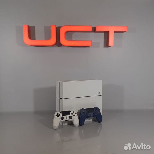 Sony Playstation 4 FAT 500 GB + 2 геймпада rev 3