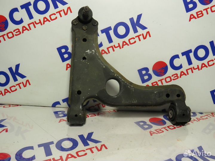 Рычаг Перед Низ Право subaru traviq XM220, XM182