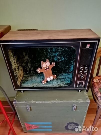 Кошачий домик в виде телевизора СССР