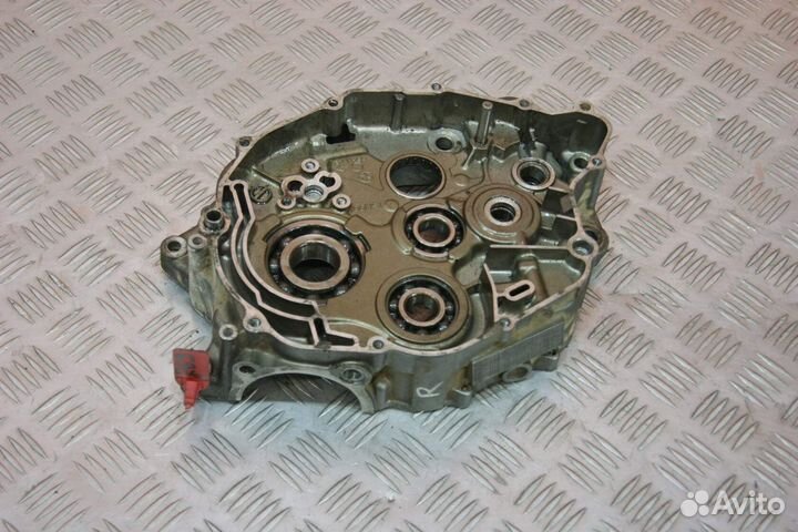 Картер правый Yamaha XT225 serow