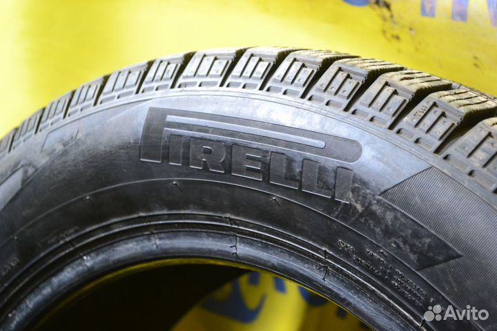 Pirelli Ice Zero FR 205/60 R16