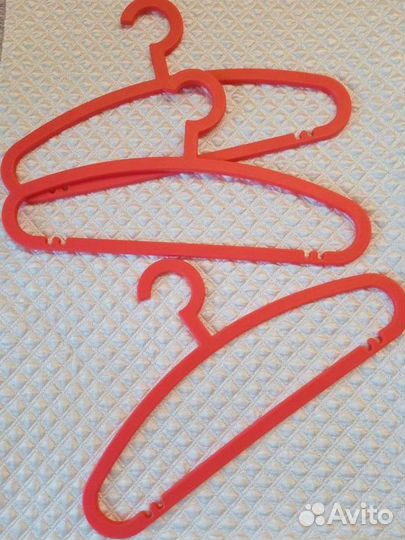 Вешалки плечики