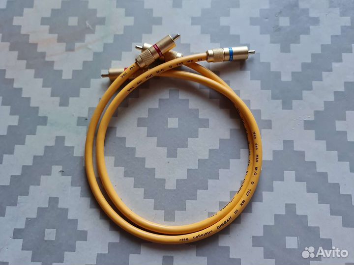 Кабель межблочный RCA Van den Hul D-102 III Hybrid