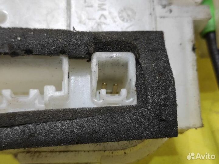 Замок двери задний левый Subaru Impreza GH3 EL154