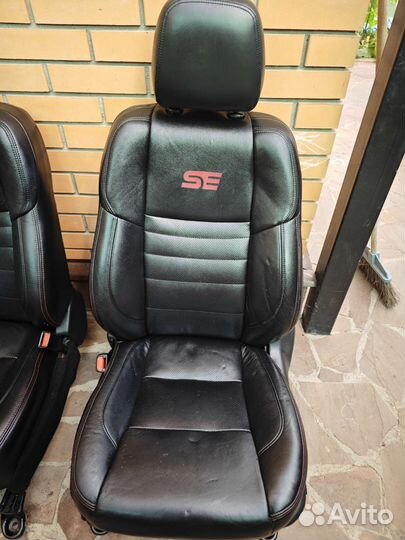 SE Передние кожаные сидения Camry 50/55