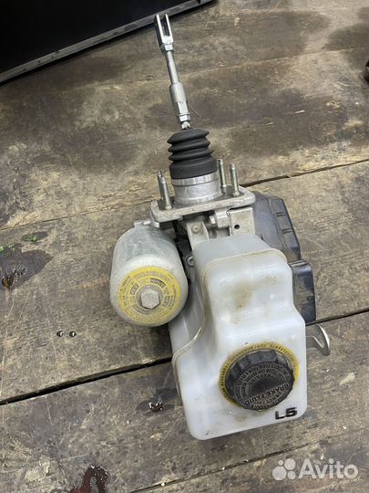 Блок ABS Toyota Land Cruiser 200/Lexus LX 570