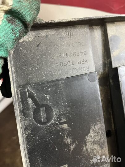 Рено каптюр площадка акб