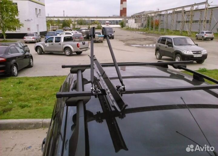 Велокрепление на крышу автомобиля