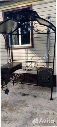 Мангал с крышей