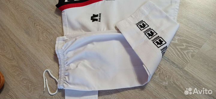 Форма для тхеквондо 120 см