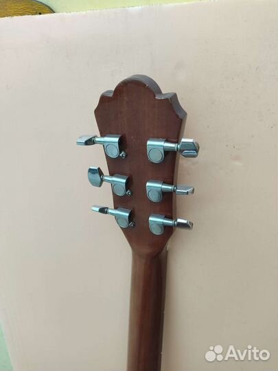 Акустическая гитара brahner