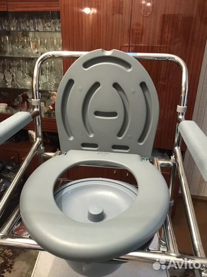Кресло стул санитарный