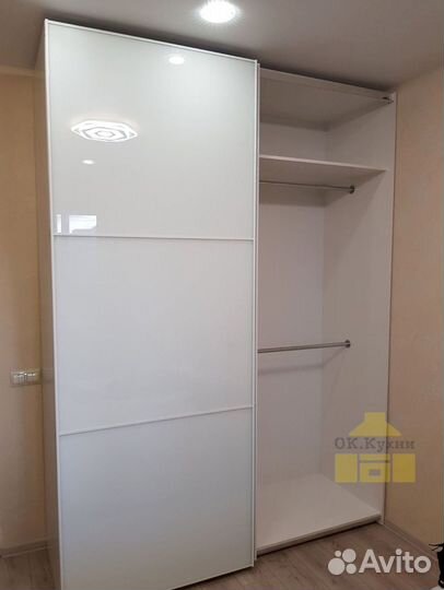 Угловой шкаф