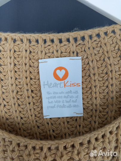 Женская кофта HeartKiss