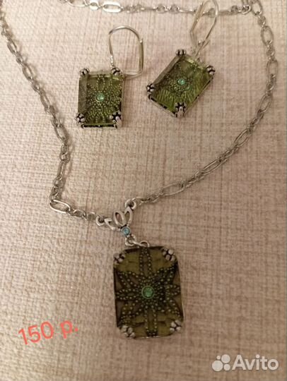 Комплекты бижутерии